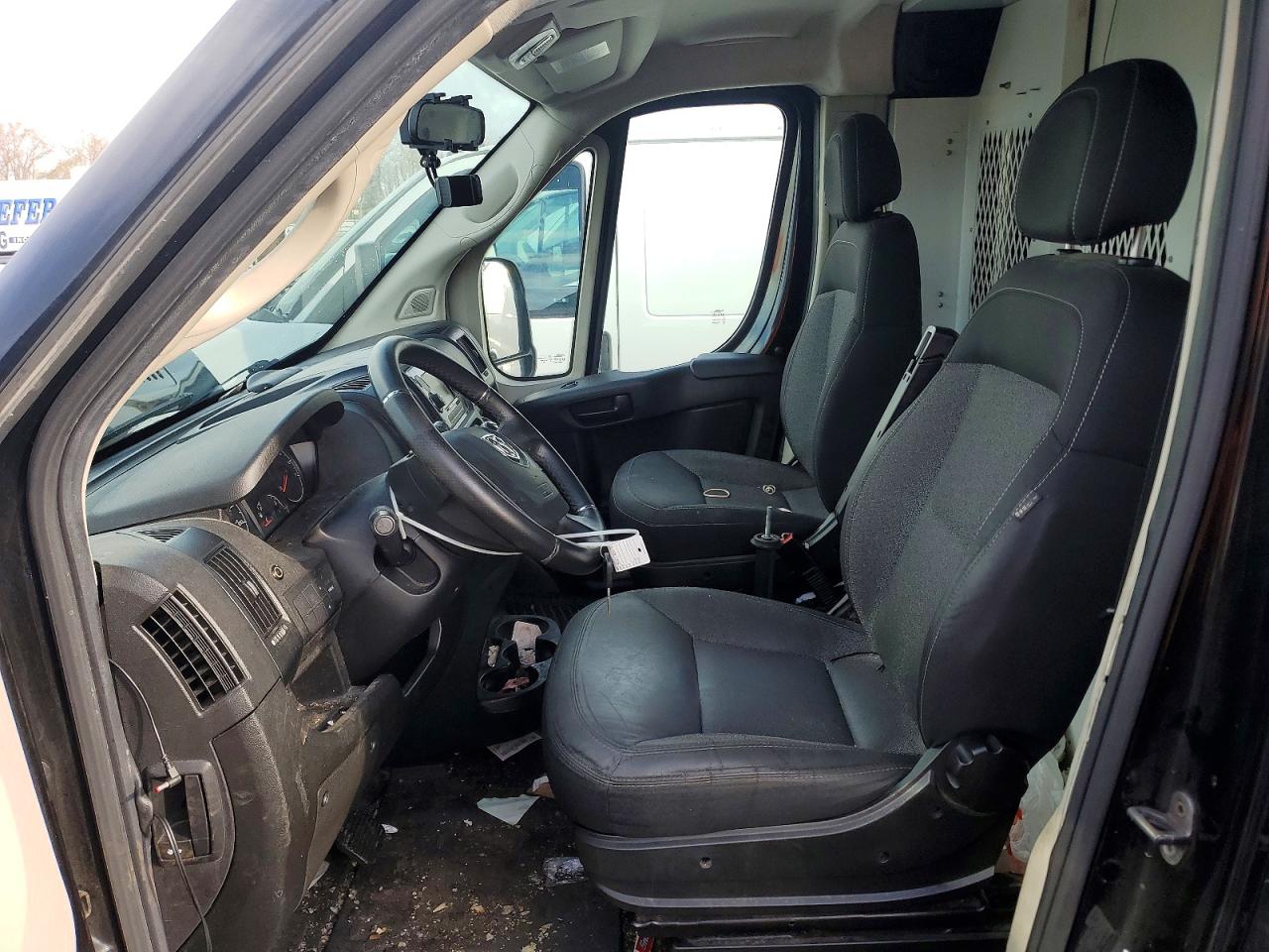 RAM PROMASTER 1500 2020 — 8
