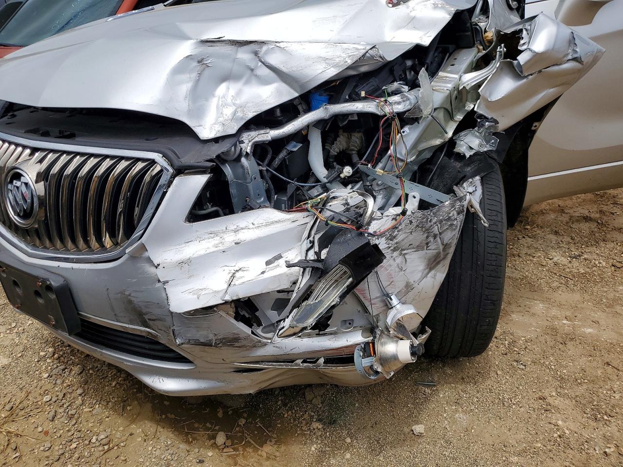 BUICK ENVISION 2017 — 13