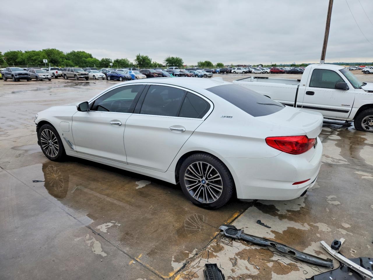 BMW 530E 2018 — 3