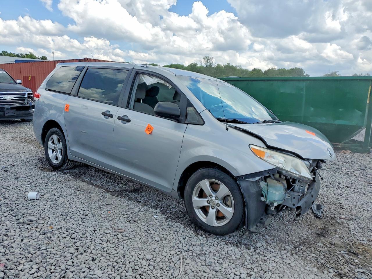TOYOTA SIENNA 2014 — 5