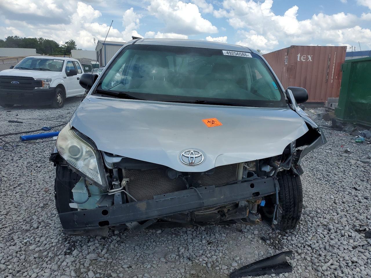 TOYOTA SIENNA 2014 — 6