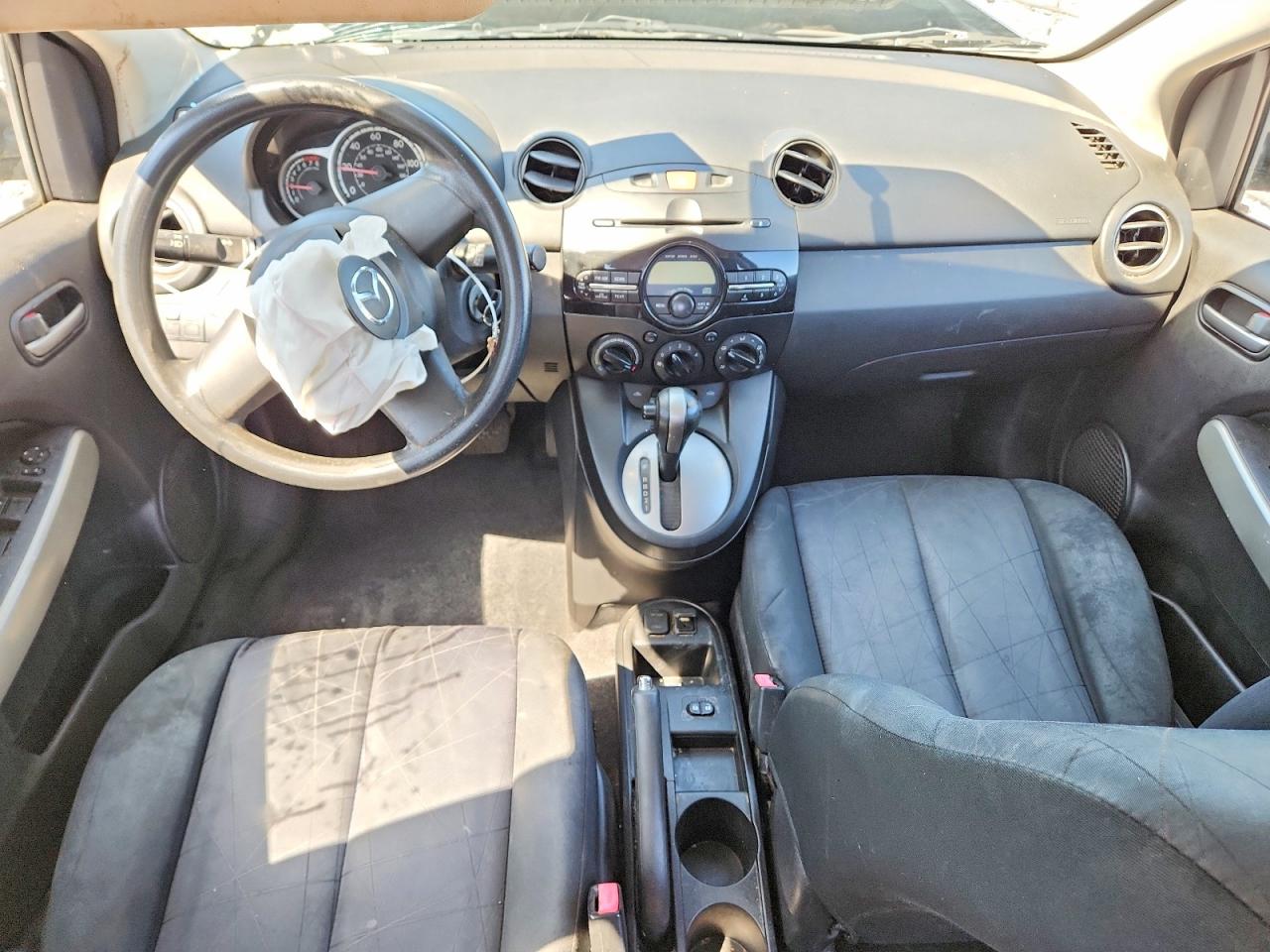 MAZDA MAZDA2 2014 — 9