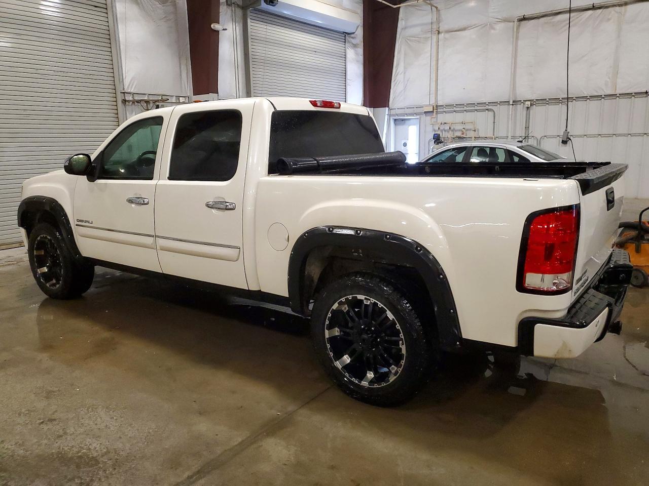 GMC SIERRA 2011 — 3
