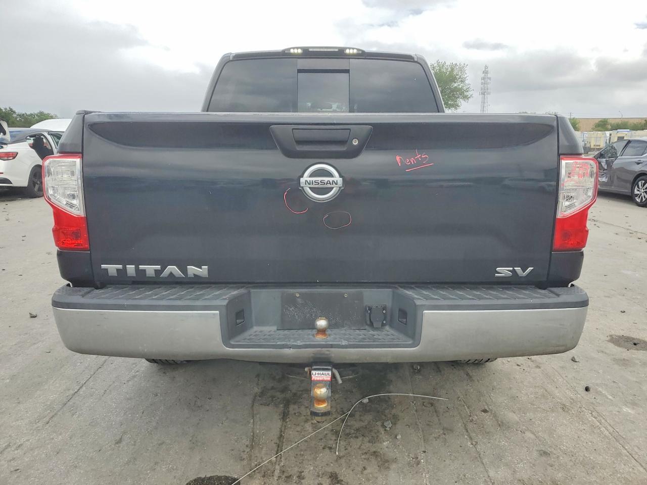 NISSAN TITAN 2017 — 7