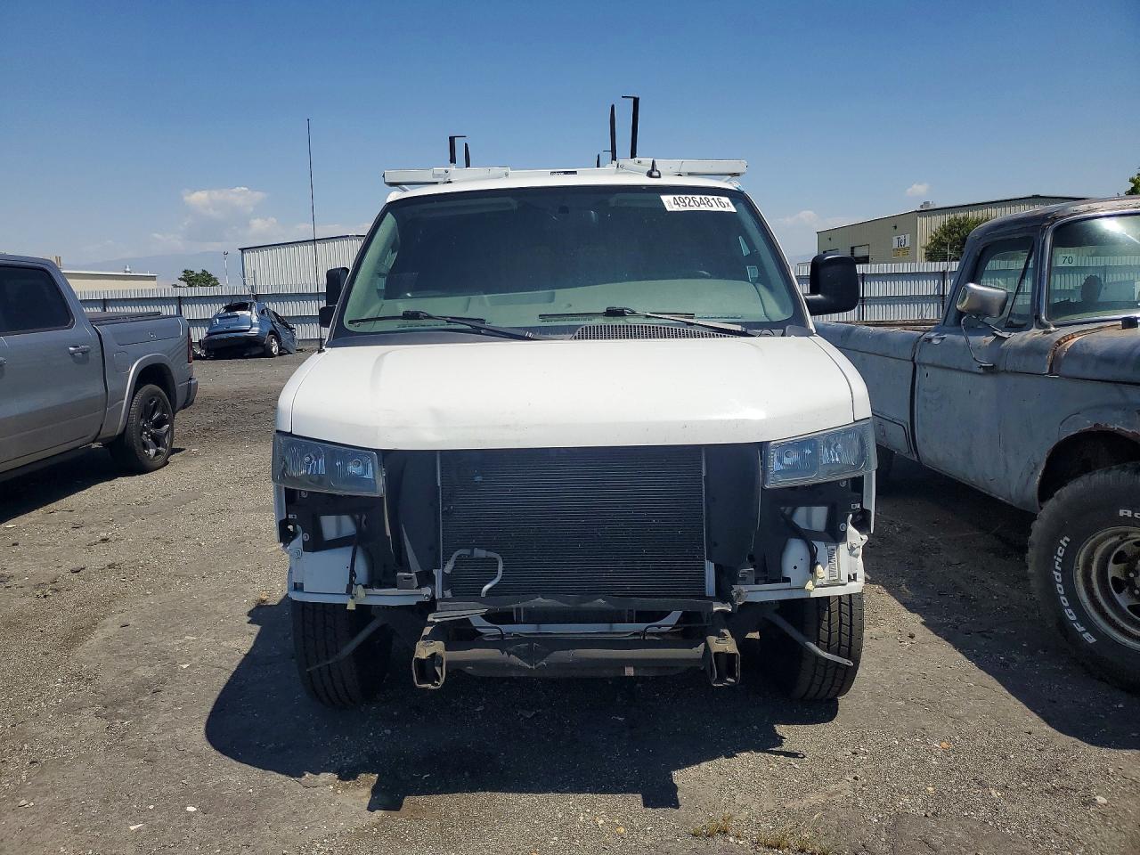 CHEVROLET EXPRESS G2500 2022 — 6