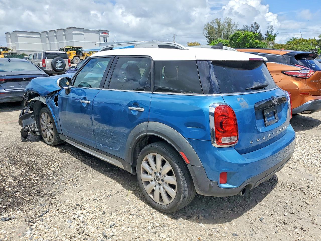 MINI COOPER 2017 — 3