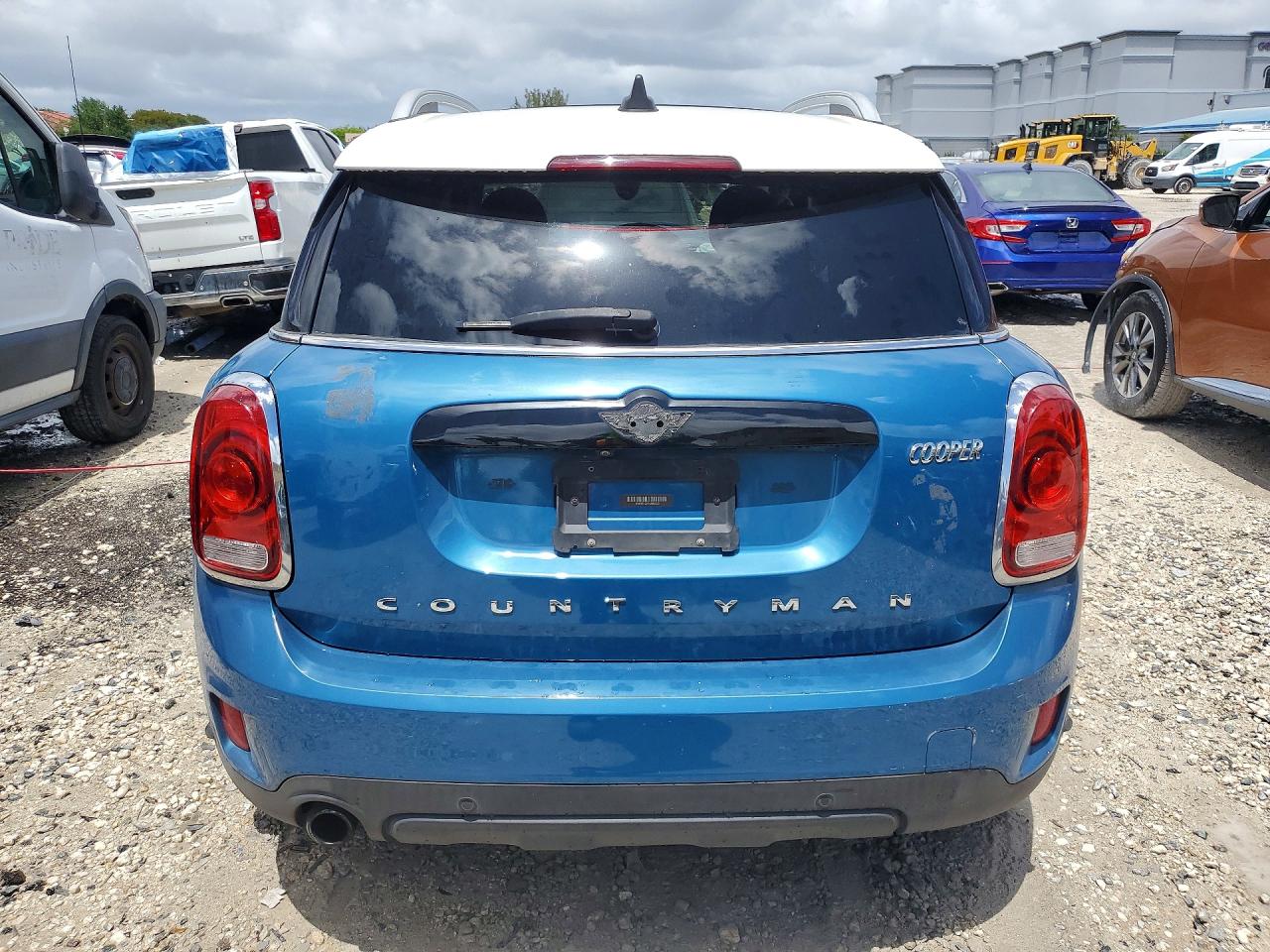 MINI COOPER 2017 — 7