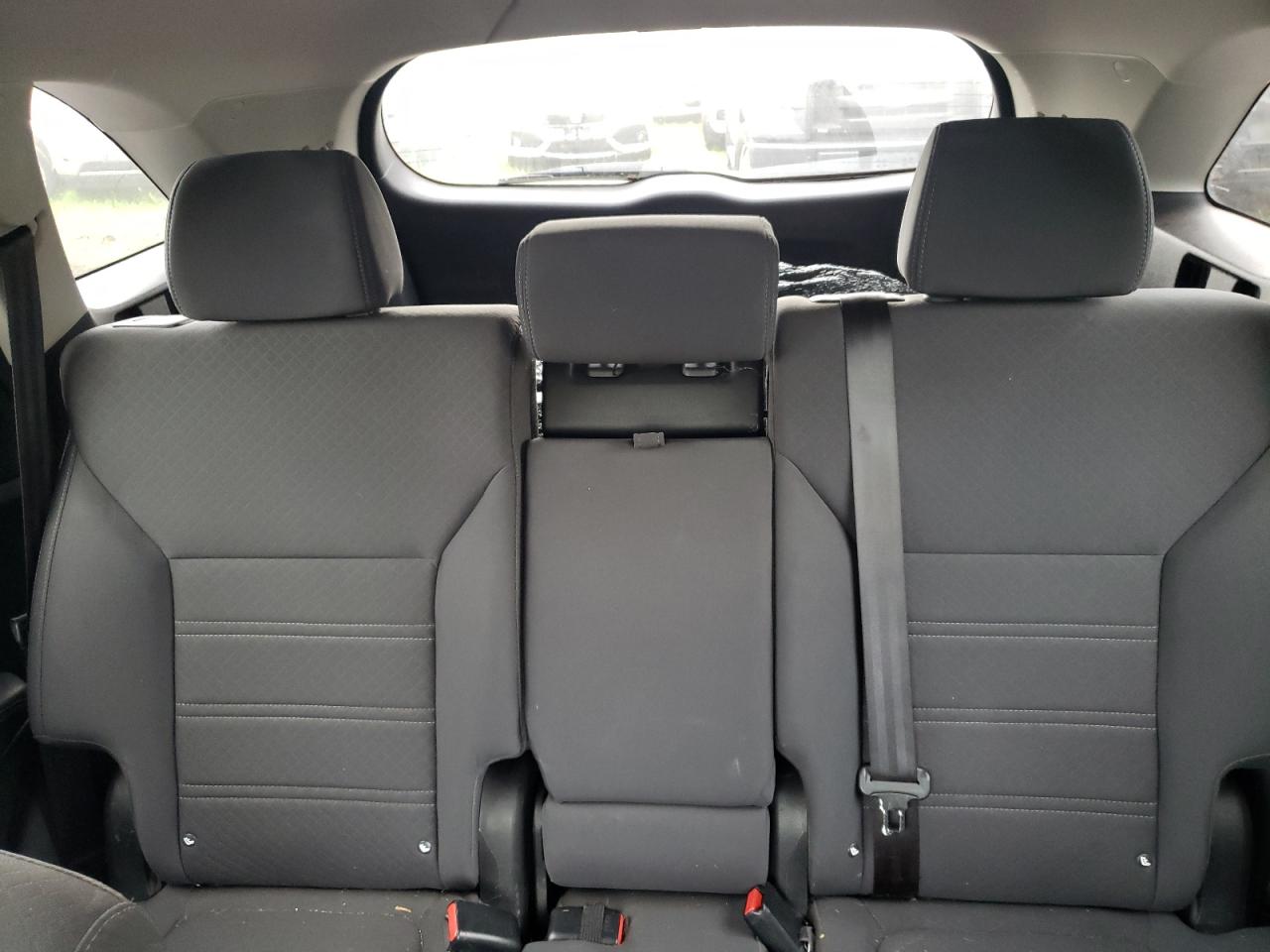 KIA SORENTO 2016 — 11