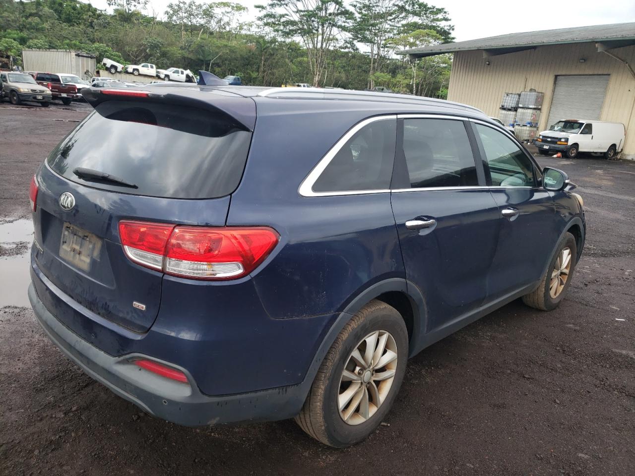 KIA SORENTO 2016 — 4