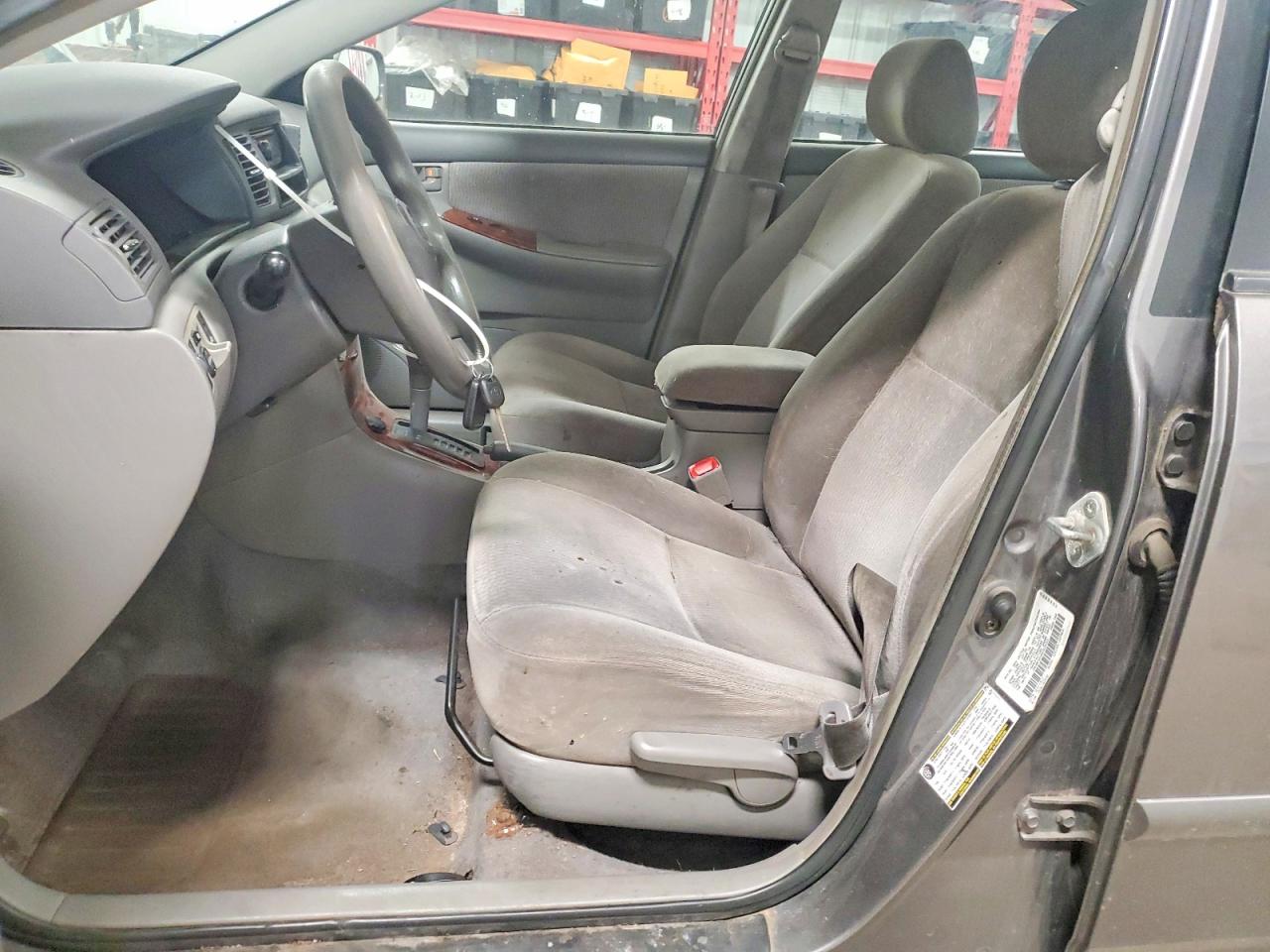 TOYOTA COROLLA 2006 — 8