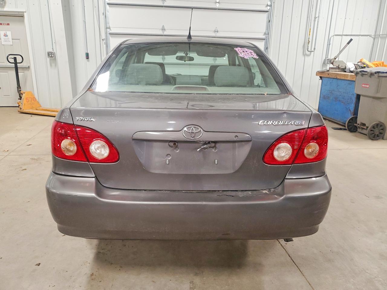 TOYOTA COROLLA 2006 — 7