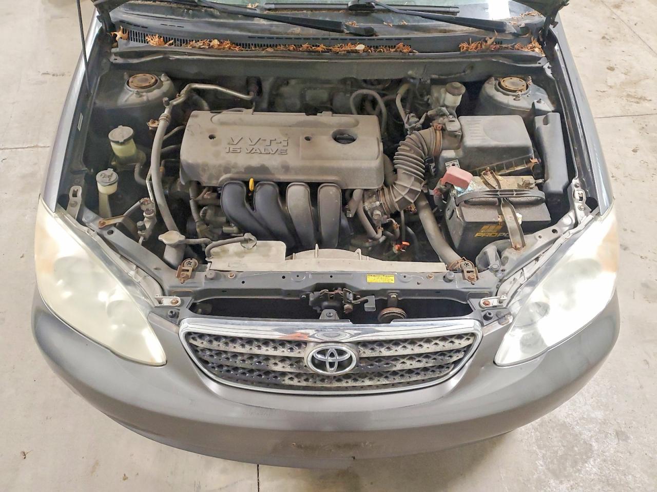 TOYOTA COROLLA 2006 — 12