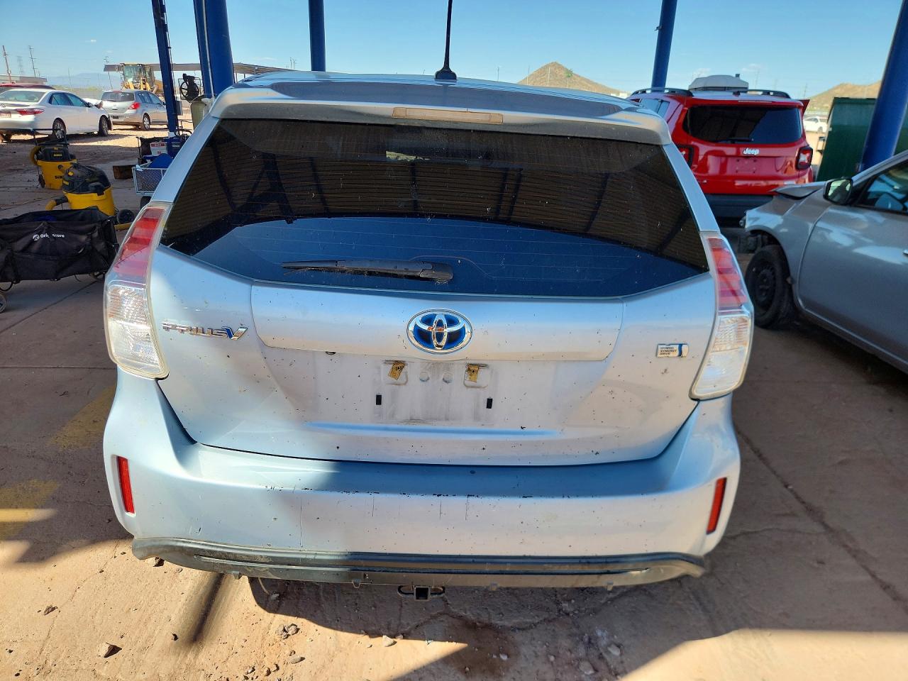 TOYOTA PRIUS V 2015 — 7
