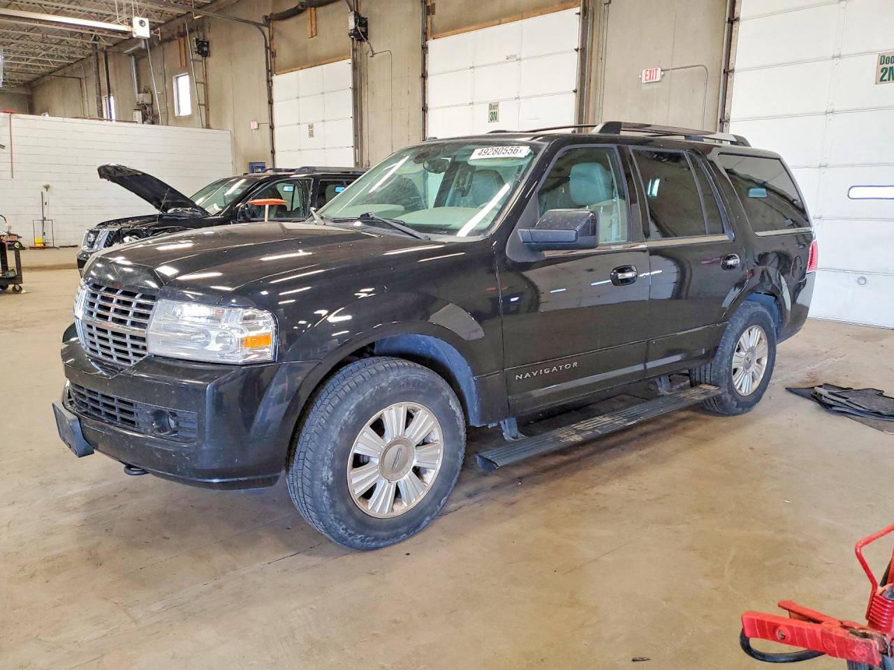 LINCOLN NAVIGATOR 2014 — 2