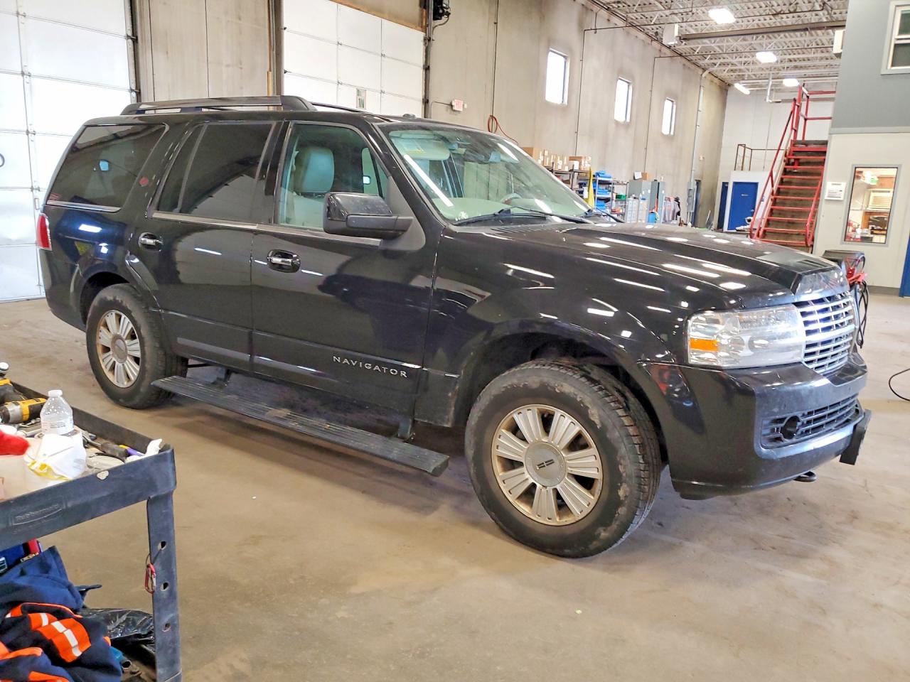 LINCOLN NAVIGATOR 2014 — 5