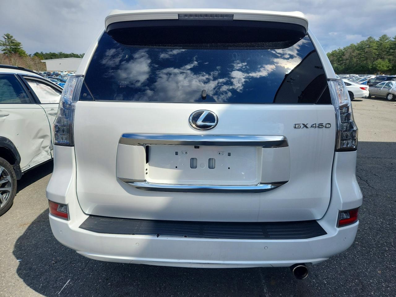 LEXUS GX 2023 — 7