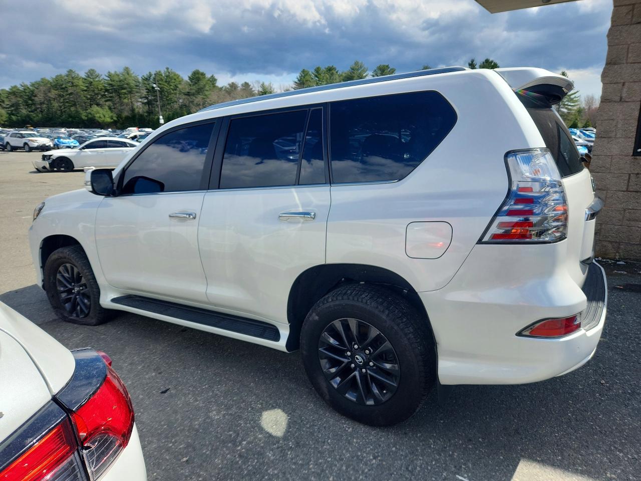 LEXUS GX 2023 — 3