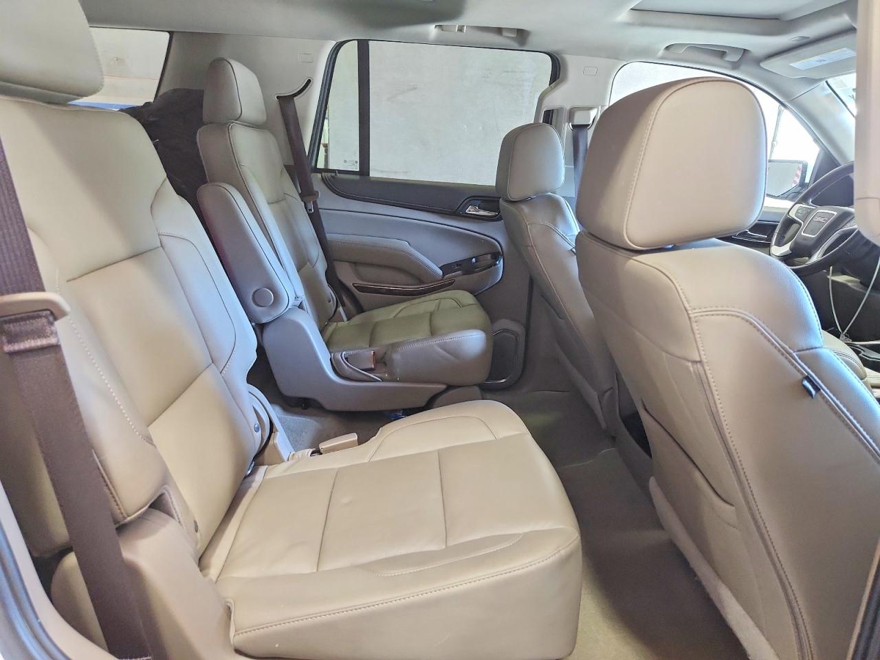 GMC YUKON 2020 — 12