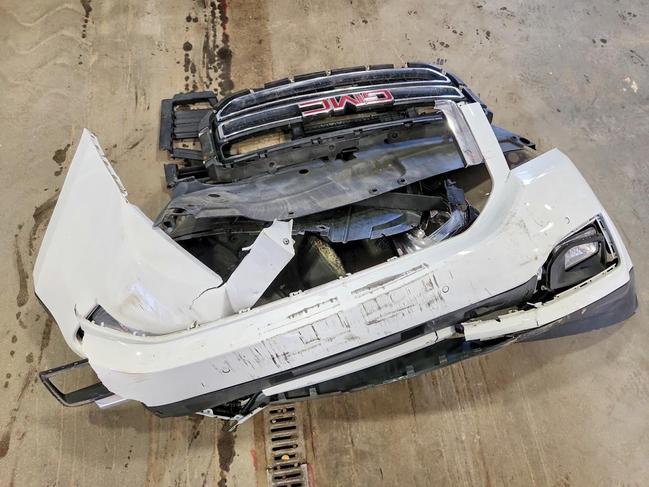 GMC YUKON 2020 — 14