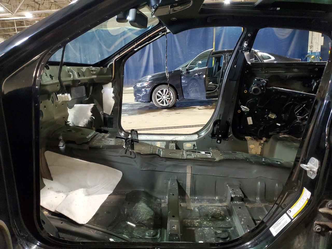 CHRYSLER 300 2012 — 8
