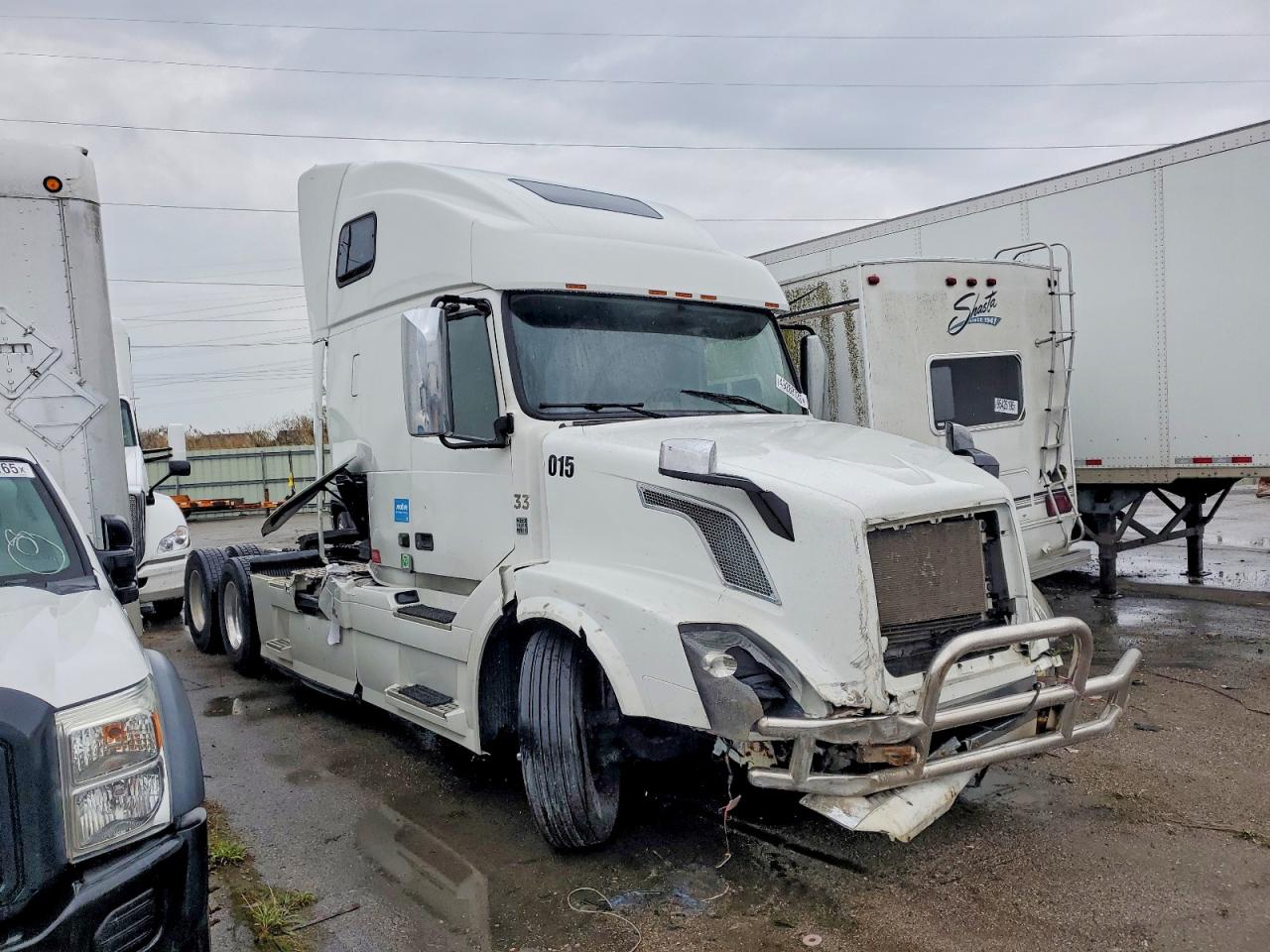 VOLVO VNL 2014 — 2