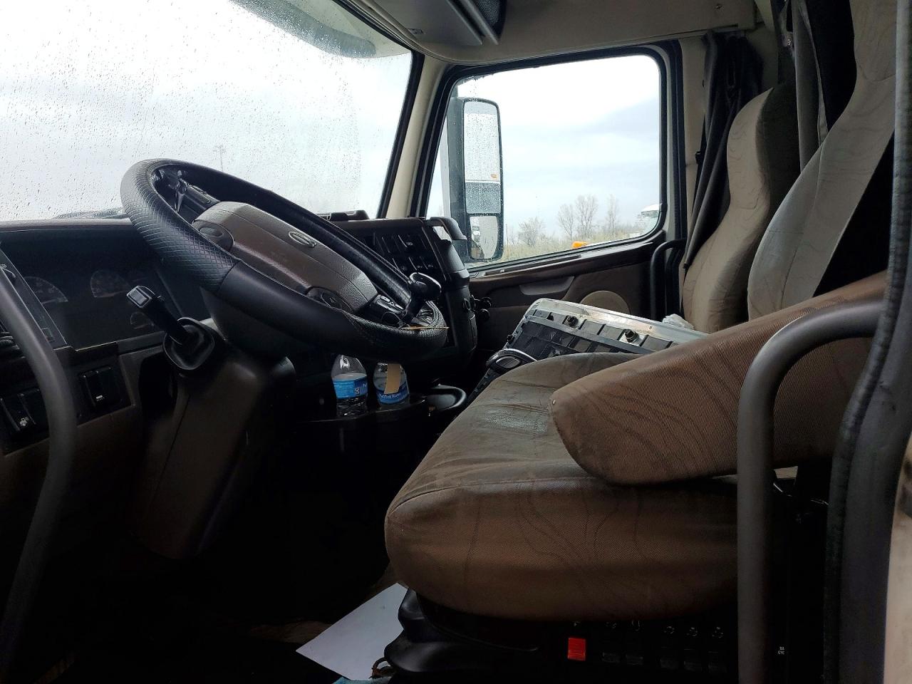 VOLVO VNL 2014 — 6