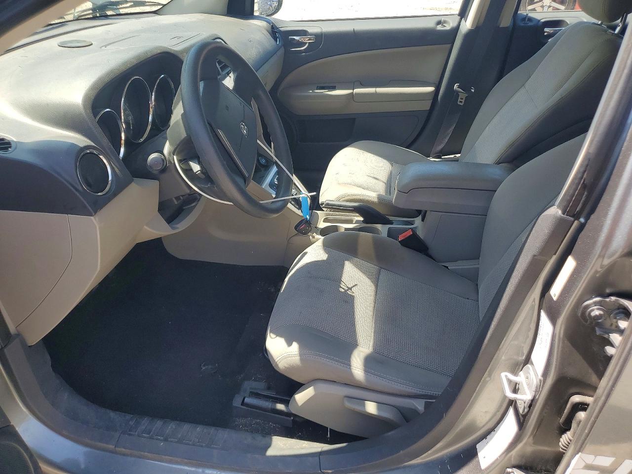 DODGE CALIBER 2011 — 8