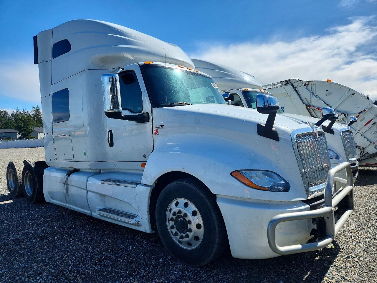 INTERNATIONAL LT625 2019 — 2