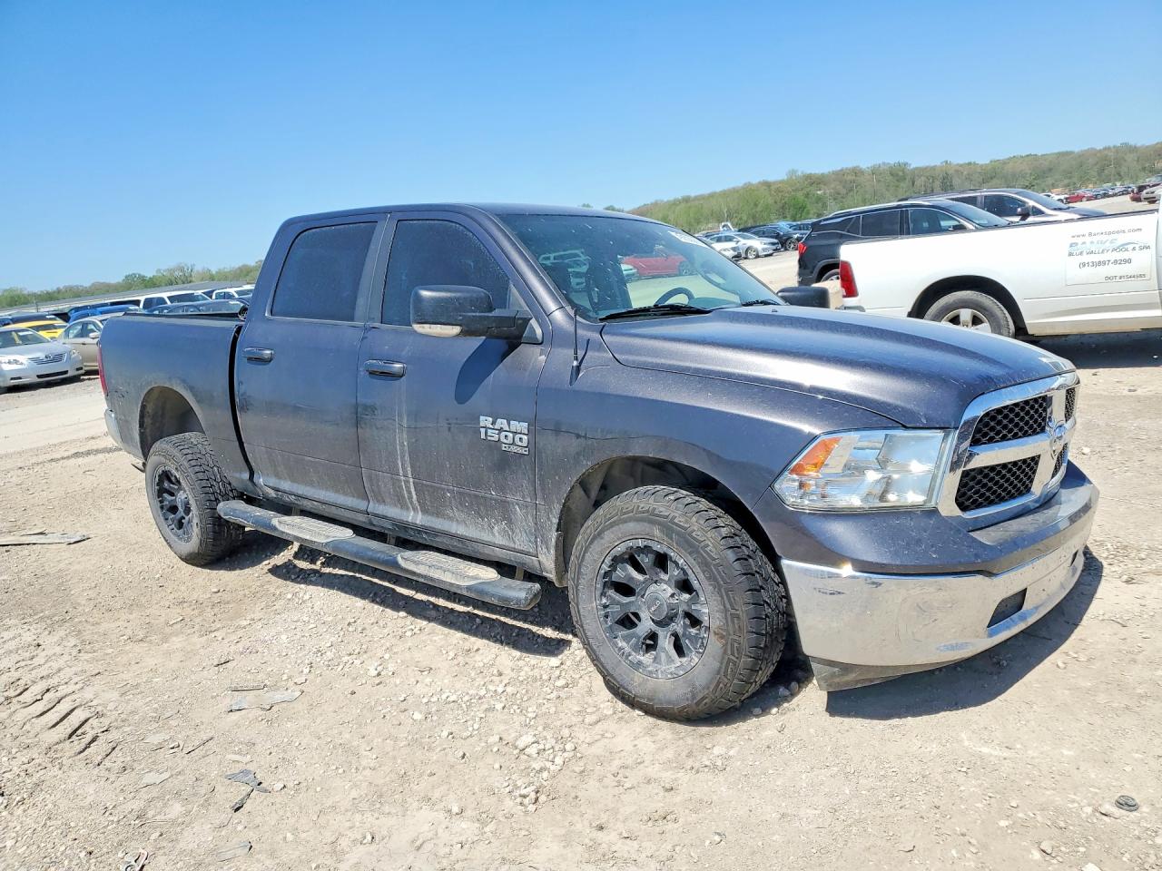 2019 RAM 1500 CLASSIC SLT