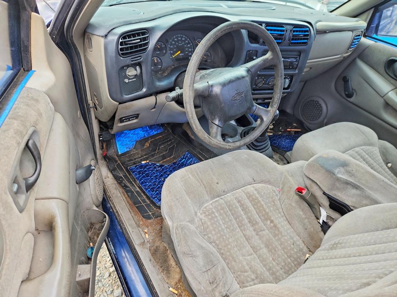 CHEVROLET S TRUCK 1999 — 9