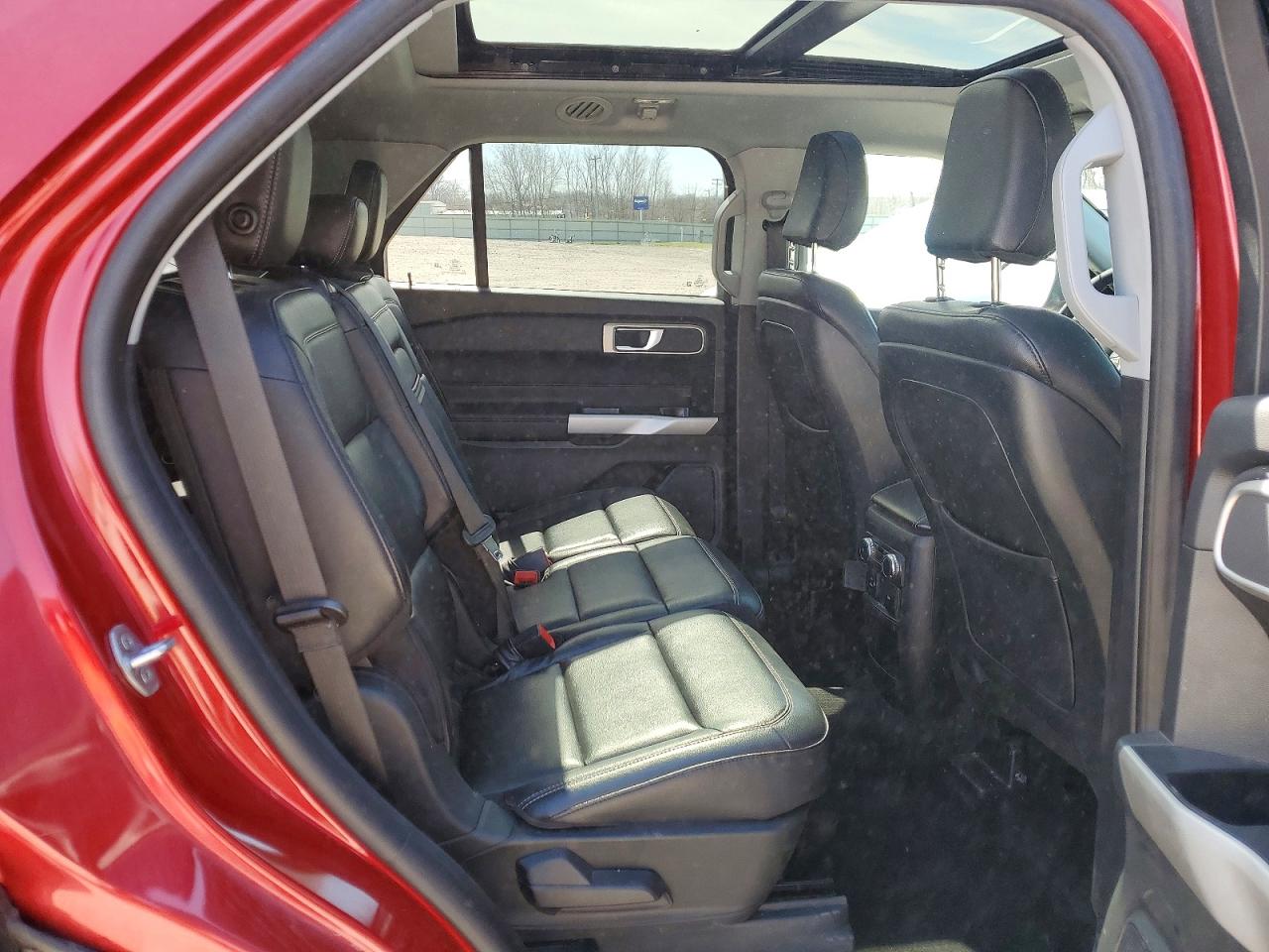FORD EXPLORER 2020 — 12