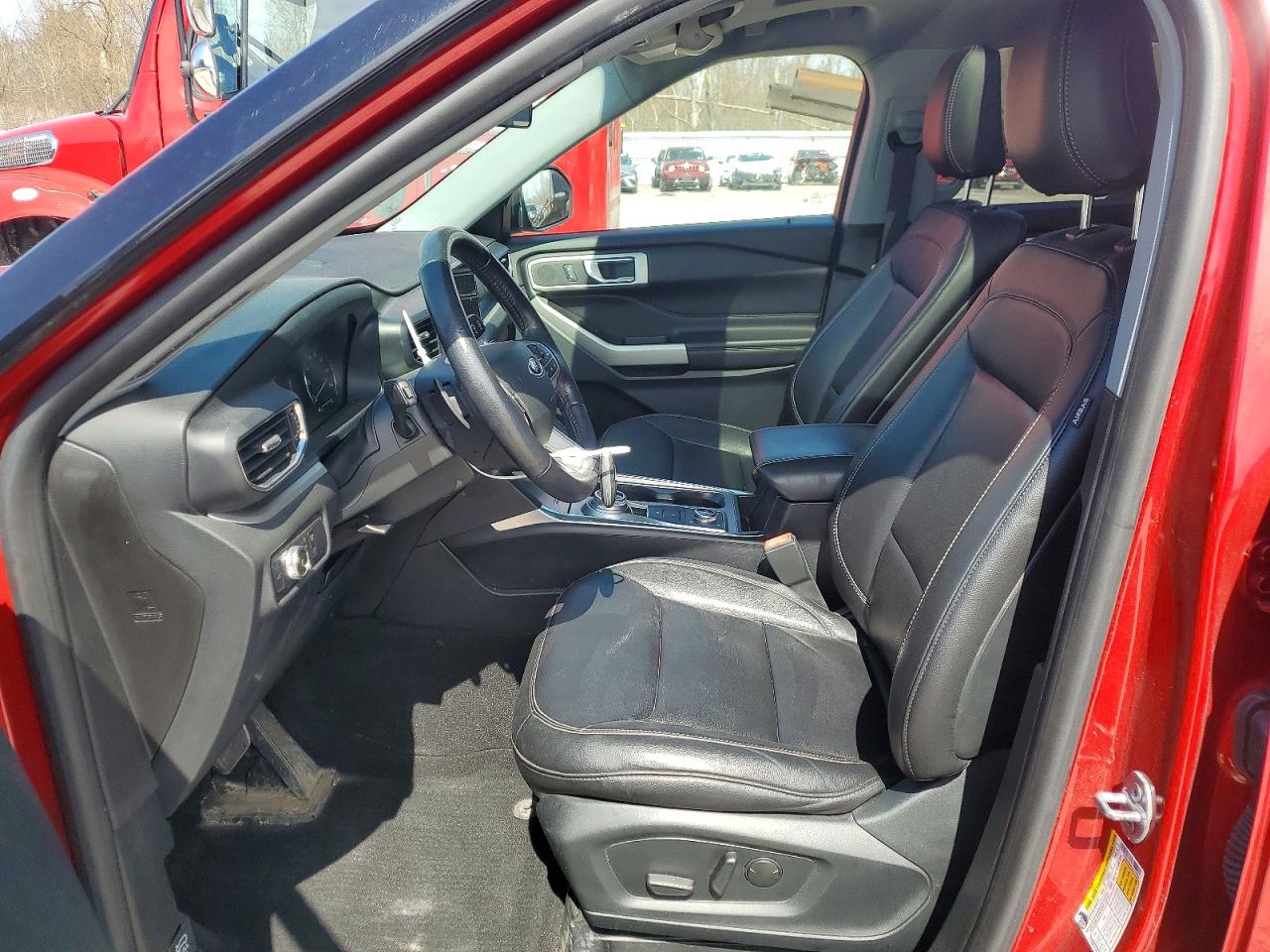 FORD EXPLORER 2020 — 8