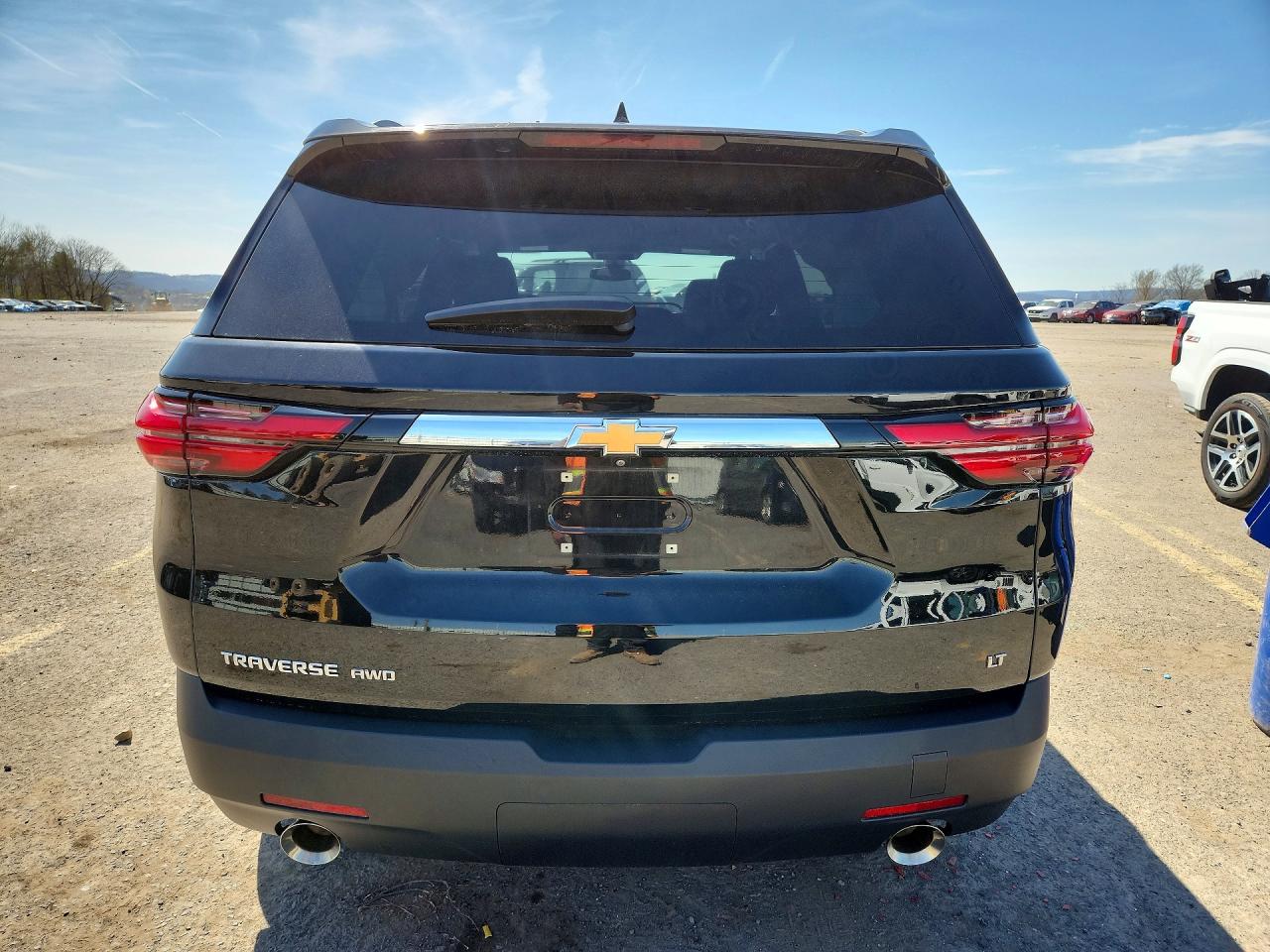 CHEVROLET TRAVERSE 2023 — 7