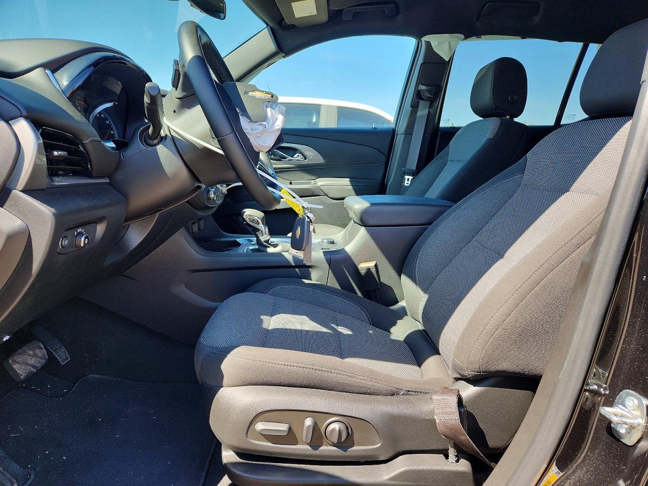 CHEVROLET TRAVERSE 2023 — 8