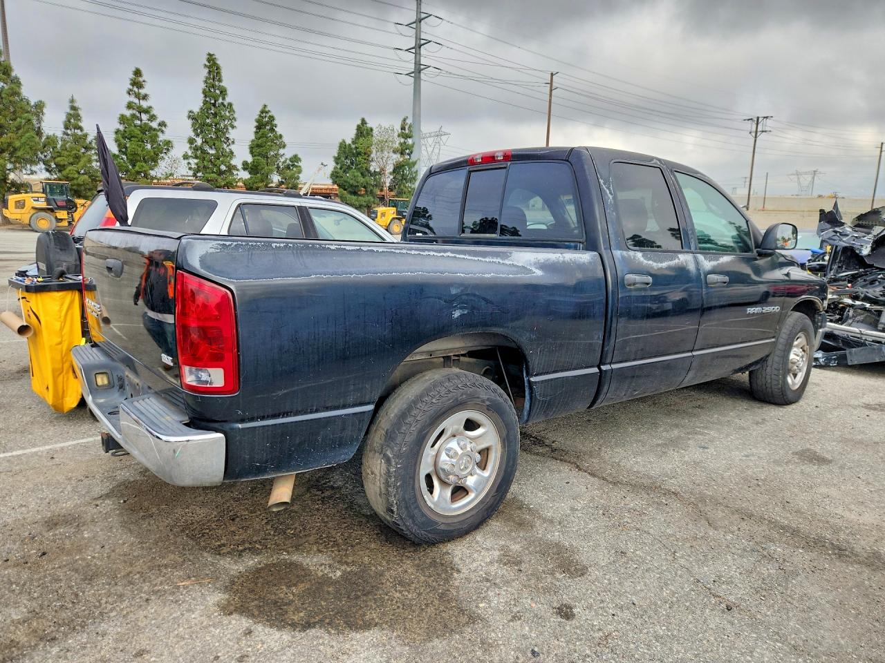 DODG RAM 2500 2002 — 4