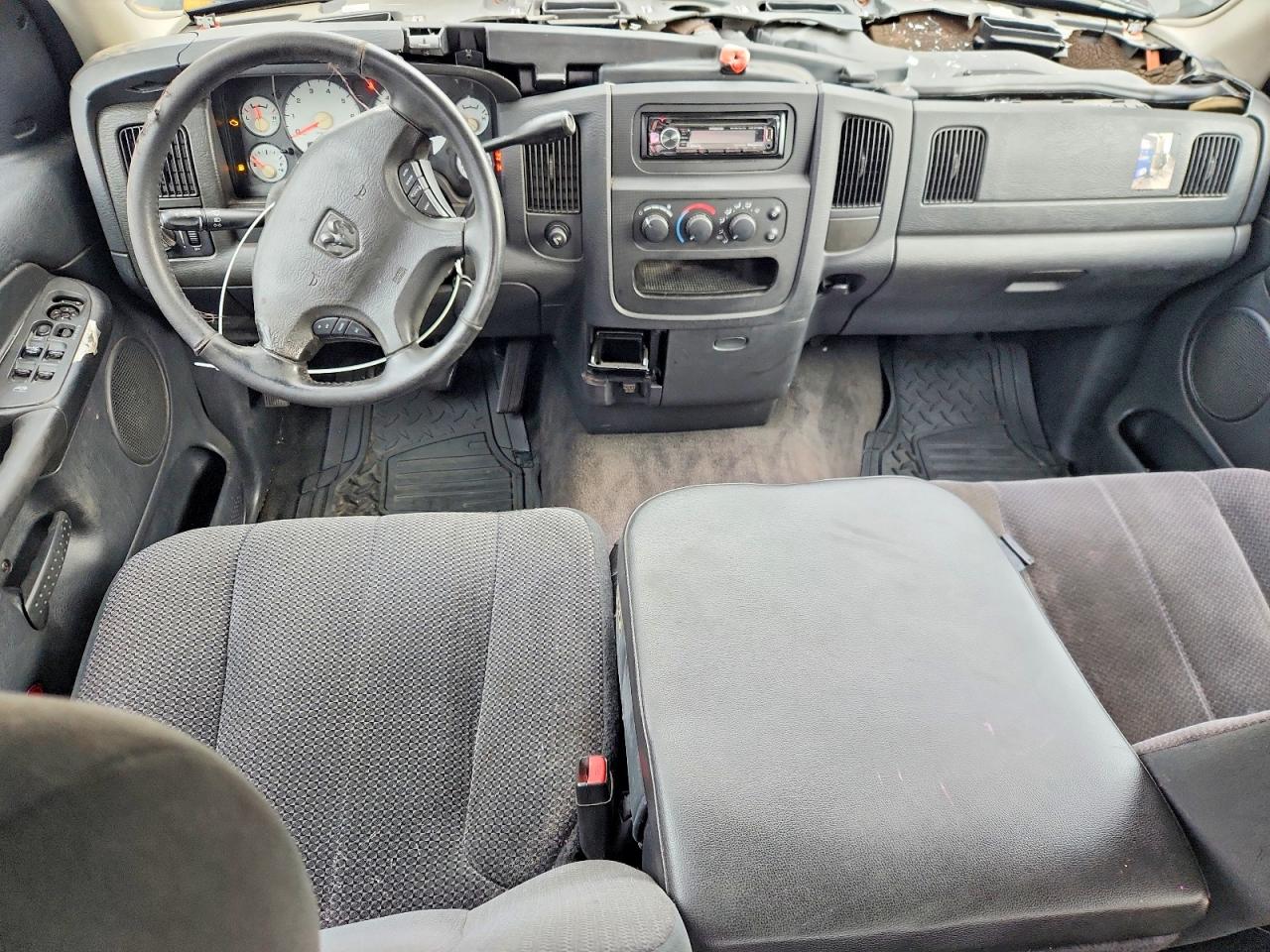 DODG RAM 2500 2002 — 9