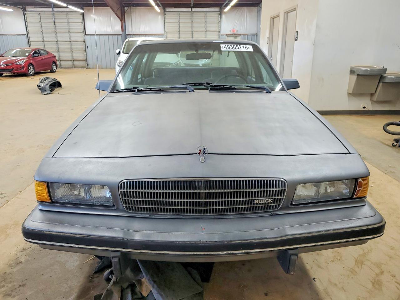 BUICK CENTURY 1990 — 6
