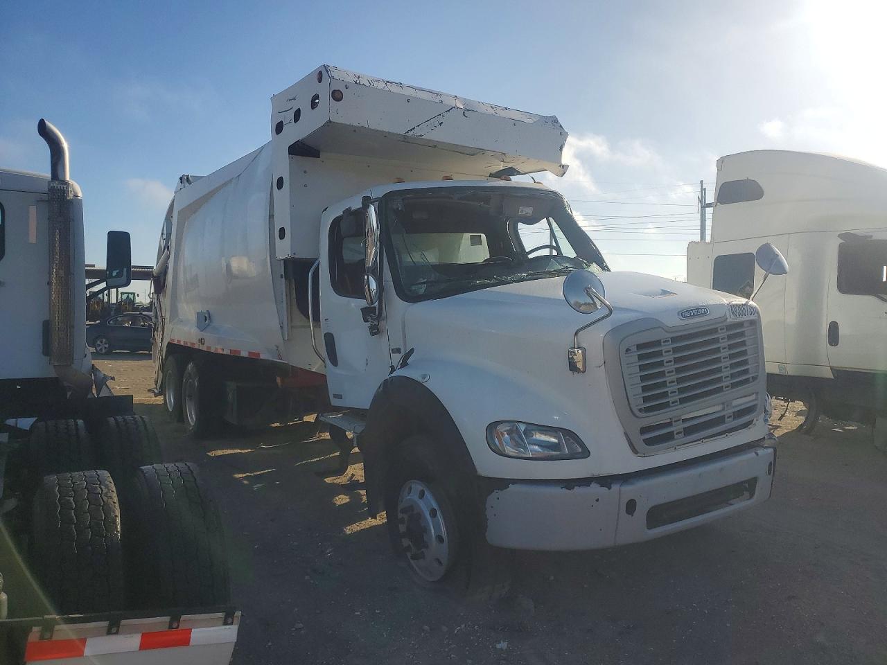 2020 FREIGHTLINER M2