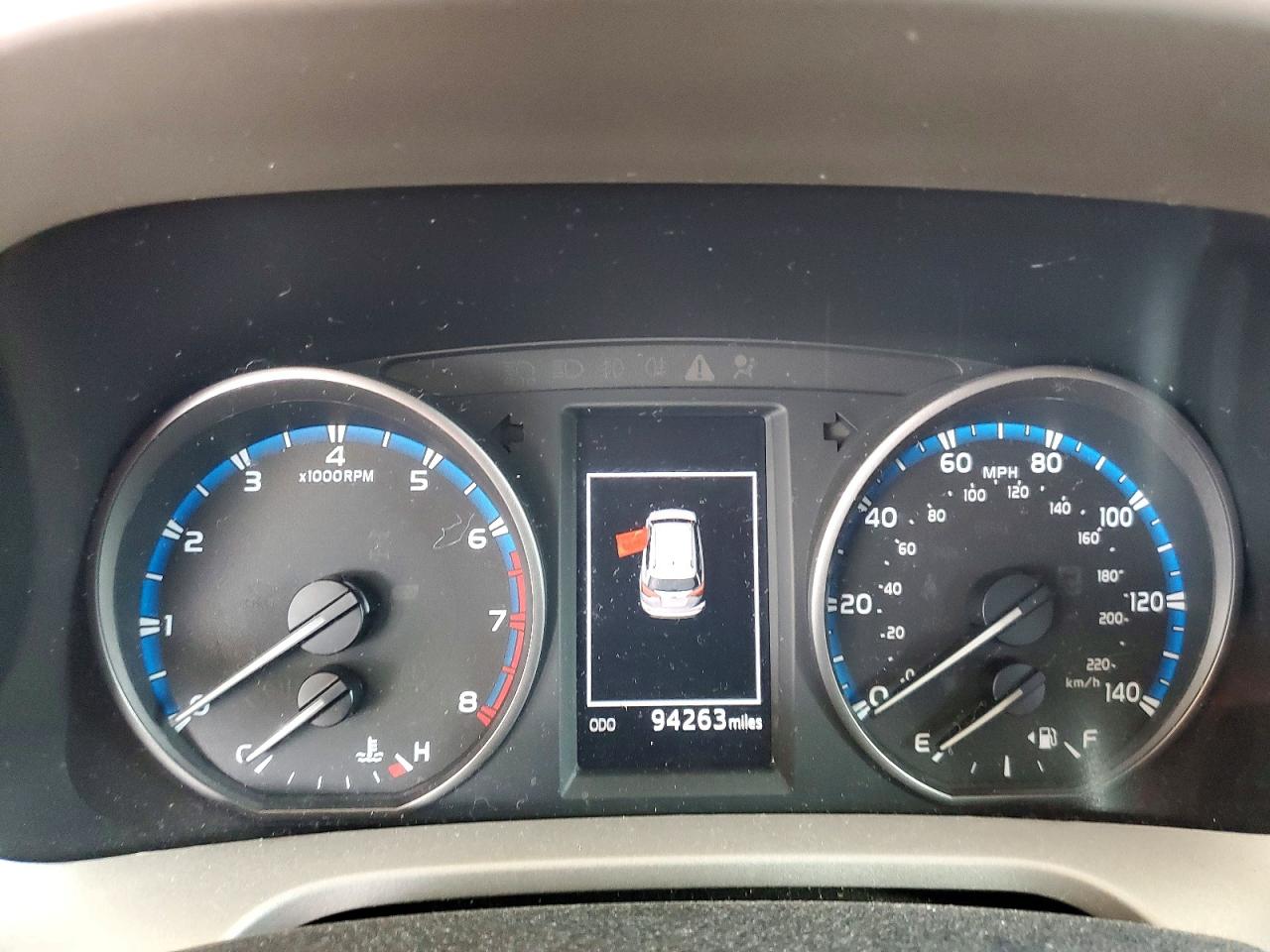 TOYOTA RAV 4 2017 — 10