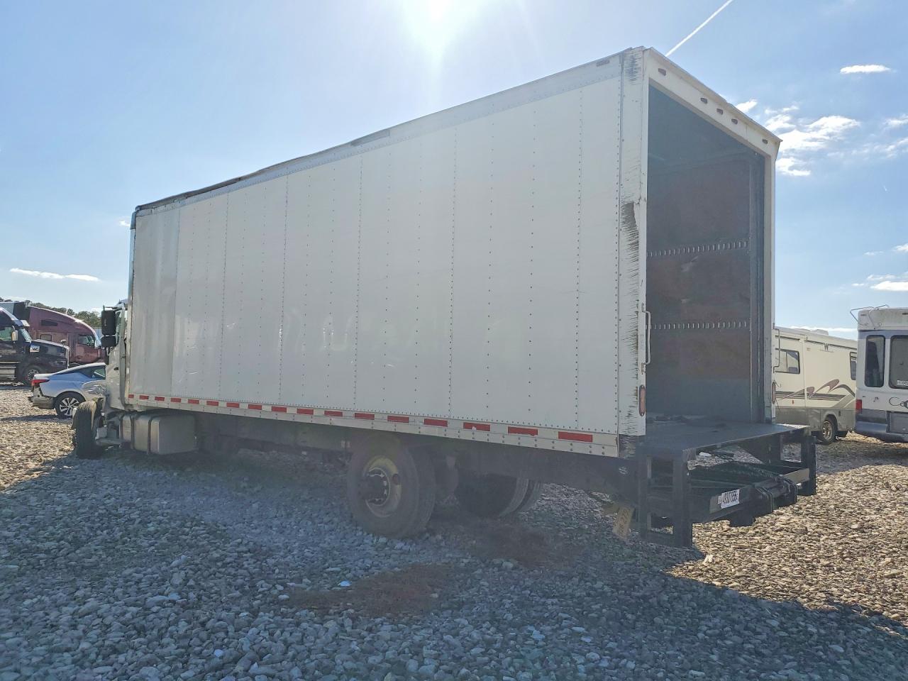 HINO 258/268 2018 — 3