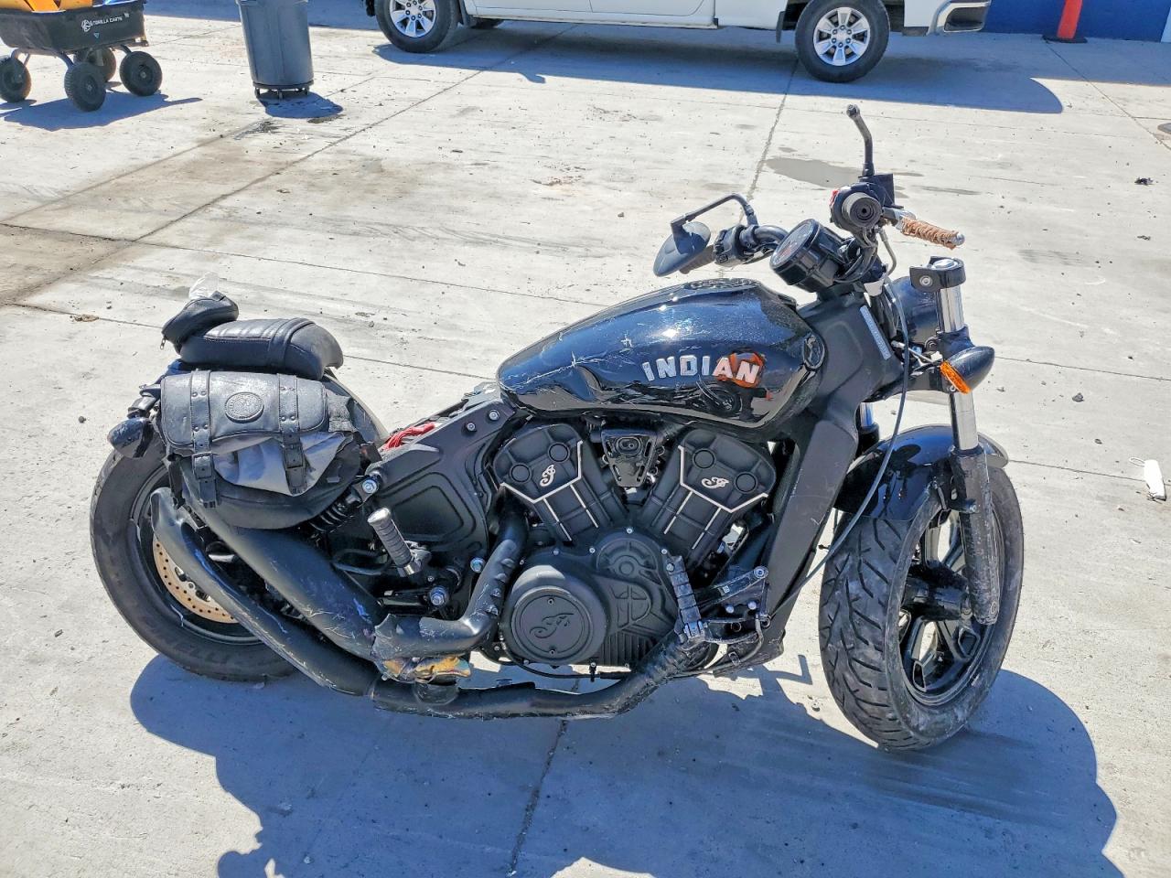 INDIAN MOTORCYCLE CO. SCOUT 2024 — 2