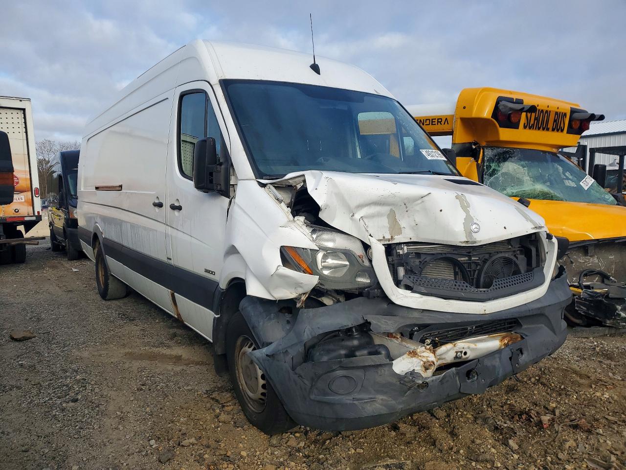 MERCEDES-BENZ SPRINTER 2015 — 5