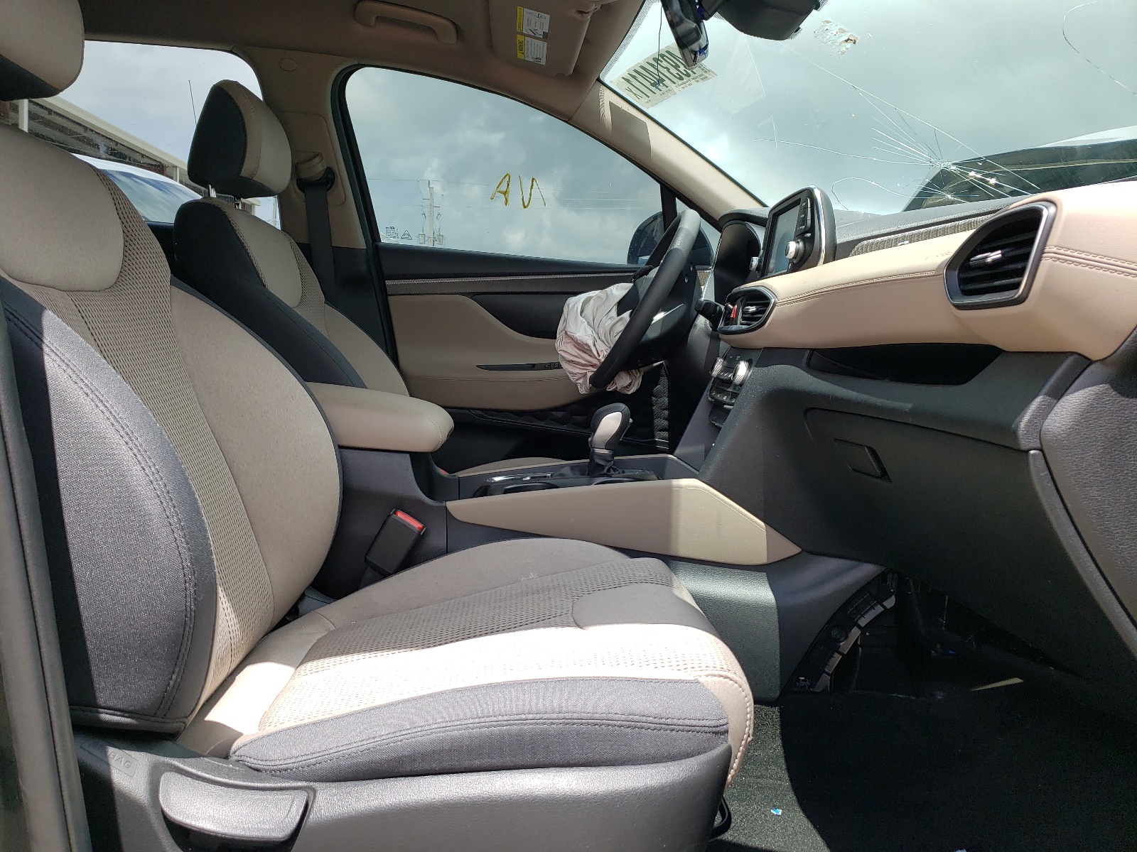 HYUNDAI SANTA FE 2020 — 6