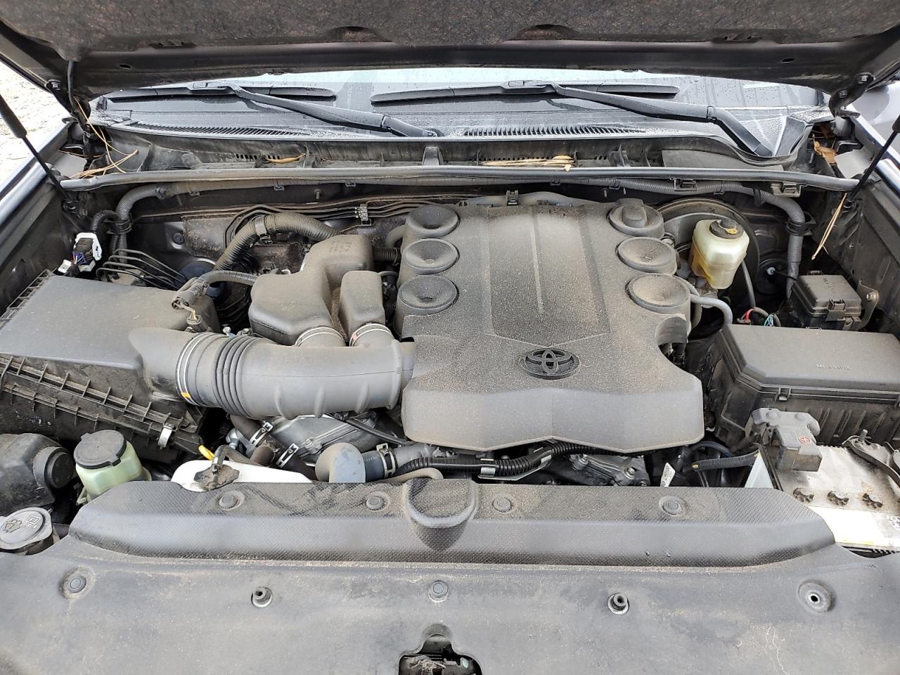 TOYOTA 4RUNNER 2021 — 13