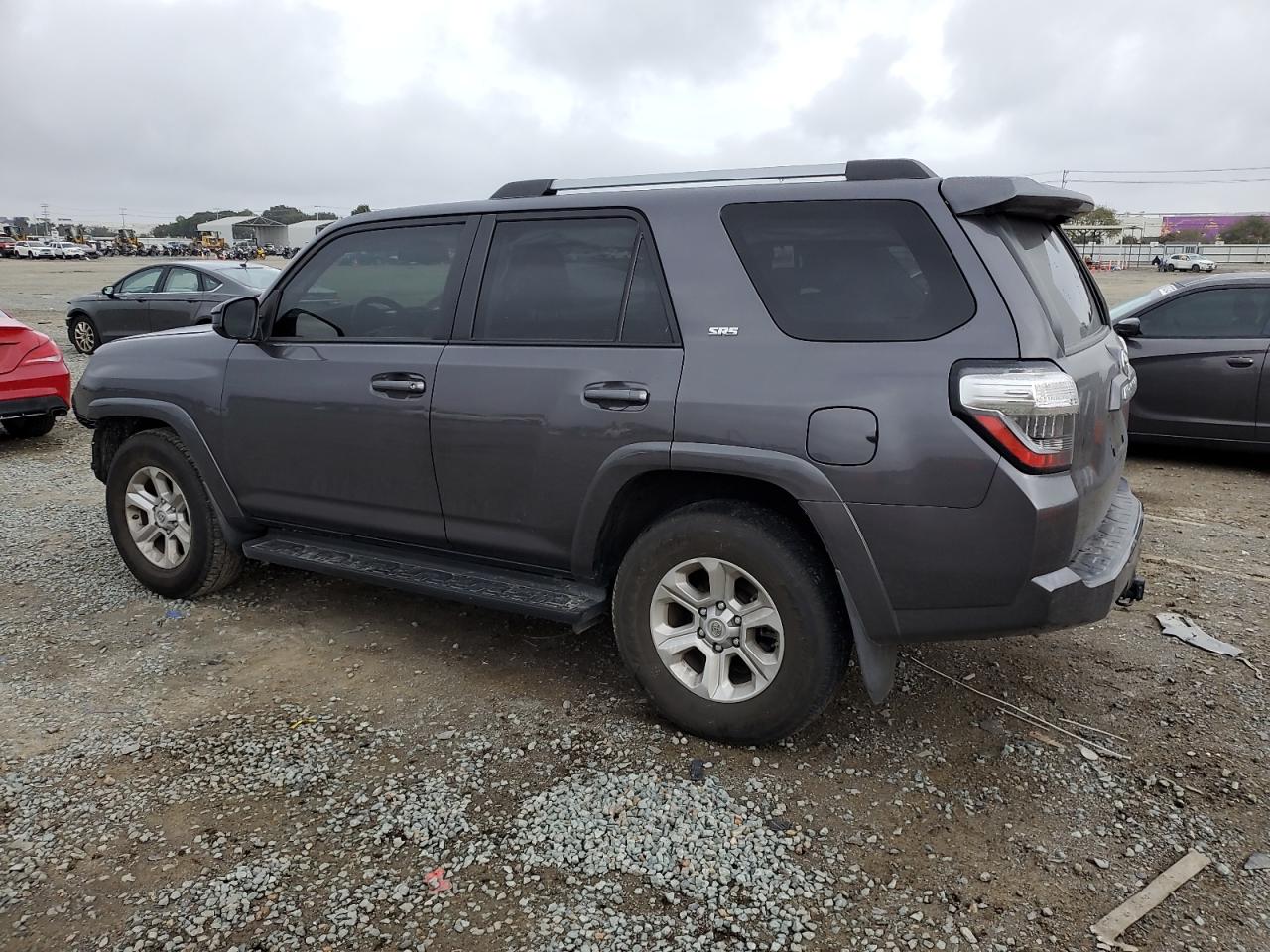 TOYOTA 4RUNNER 2021 — 3