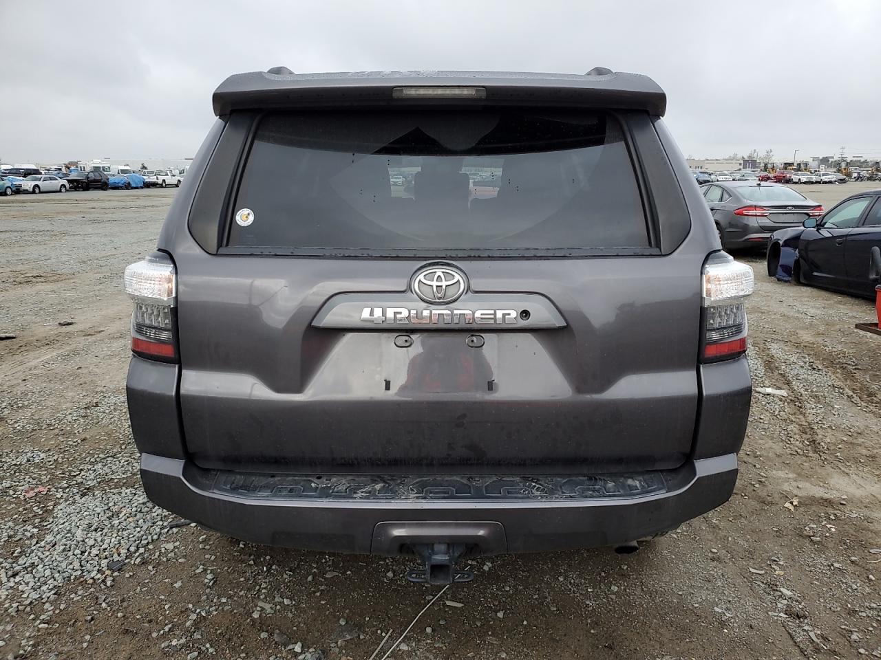 TOYOTA 4RUNNER 2021 — 7