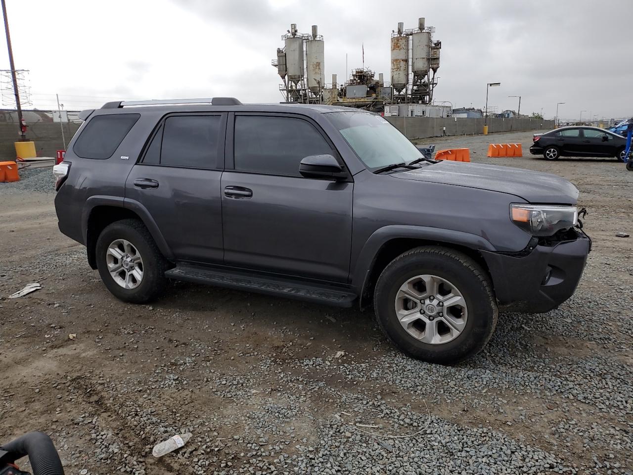 TOYOTA 4RUNNER 2021 — 5