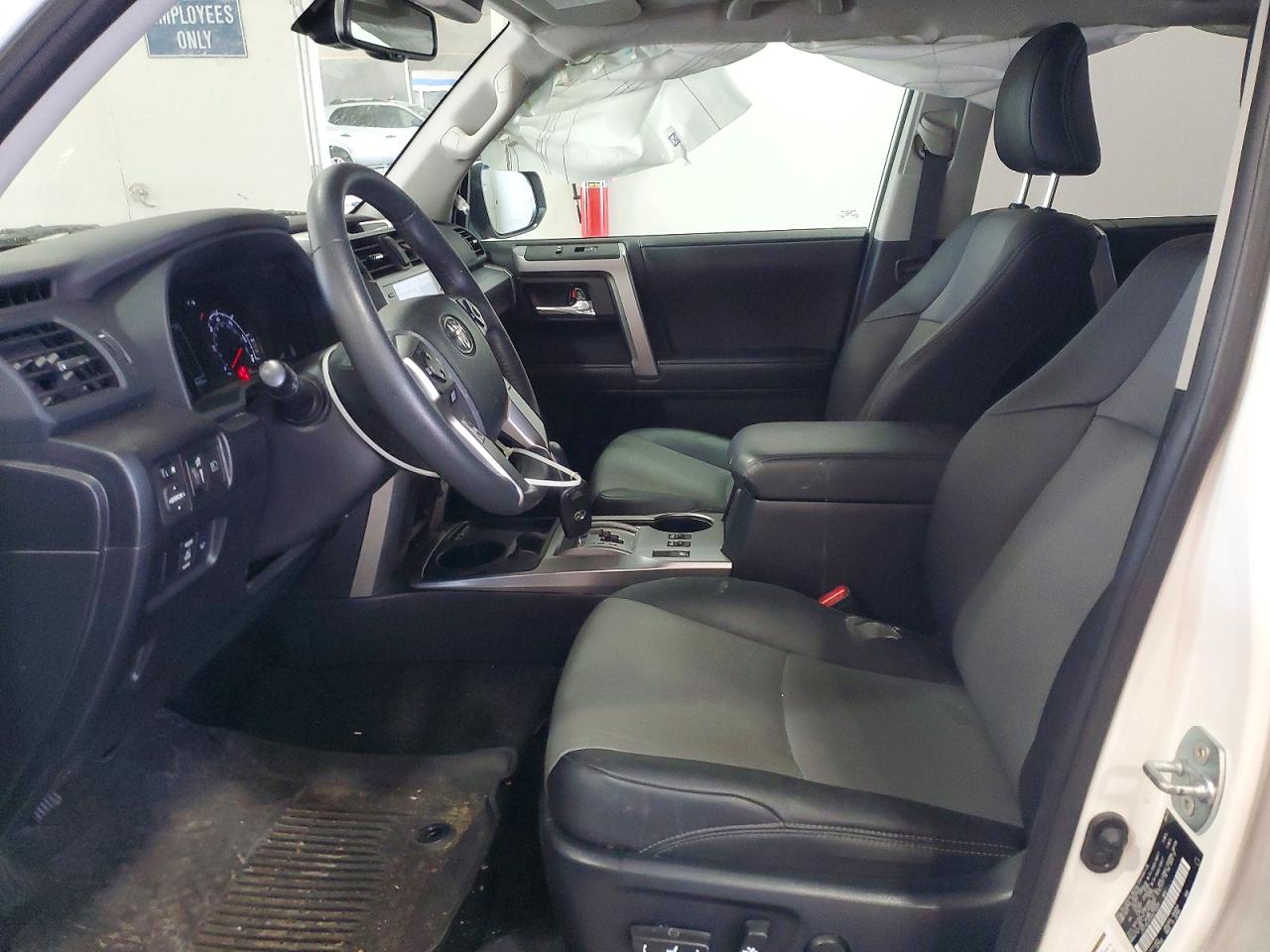 TOYOTA 4RUNNER 2022 — 8