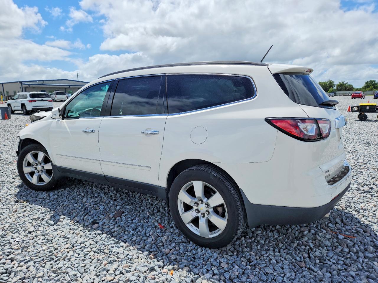 CHEVROLET TRAVERSE 2013 — 3