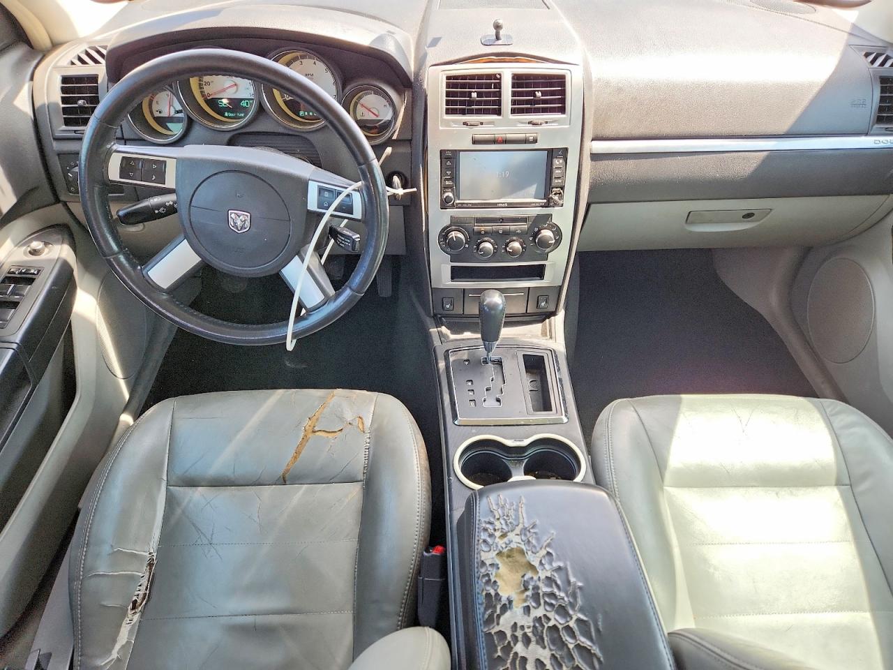 DODGE CHARGER 2010 — 9